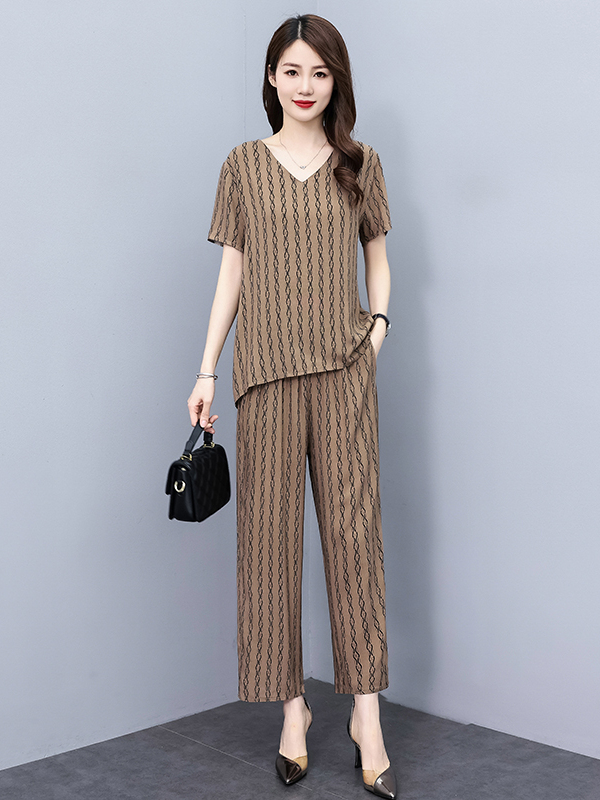 Summer Clothing Over 60 - ชุดเซ็ตสองชิ้นสไตล์เกาหลีแบบหลวมๆ แขนสั้น สำหรับฤดูร้อน เสื้อแฟชั่นลำลองอเนกประสงค์ กางเกงขายาวเก้าส่วน เสื้อผ้าสำหรับผู้สูงอายุหญิง
